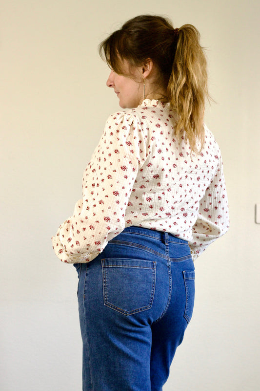 Blouse écrue à fleurs roses Doura