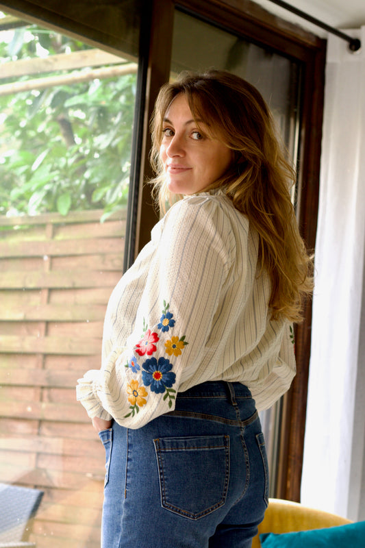 Blouse à broderies florales Riva 100% coton