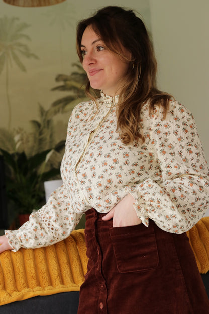 Blouses Doura écrue à fleurs camel 100% coton