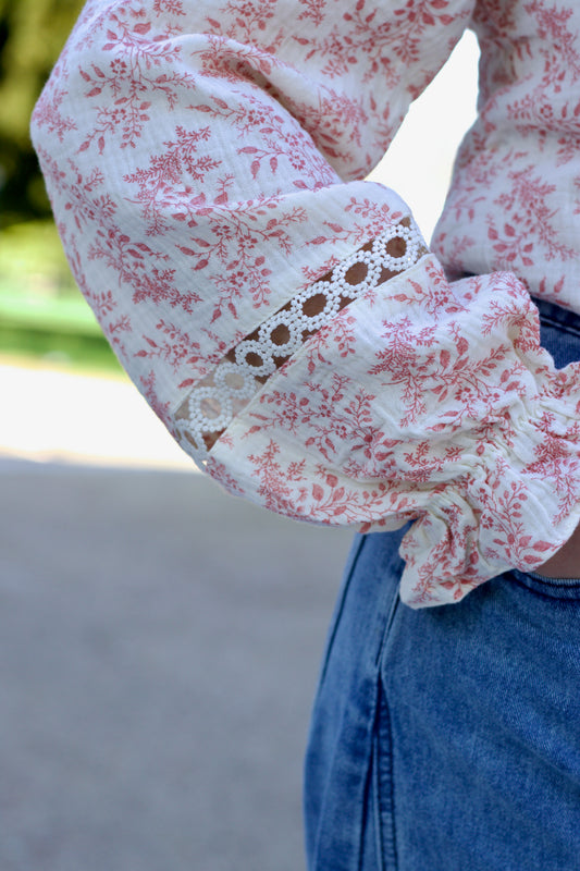 Blouse à fleurs roses Doura
