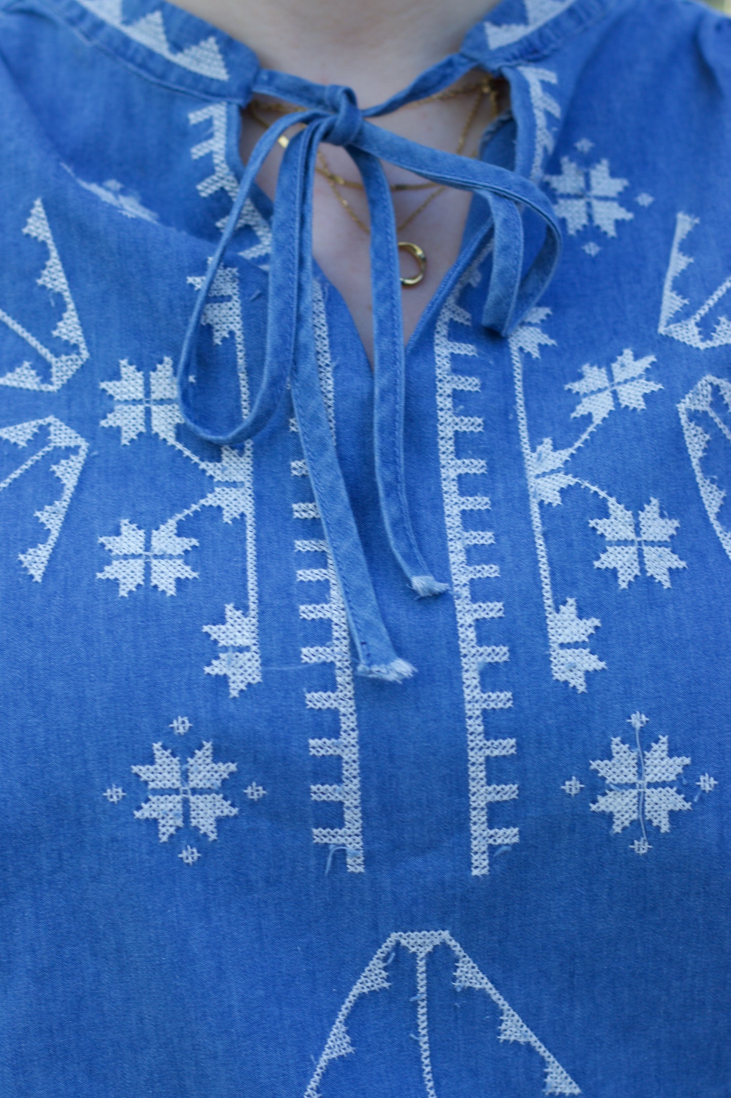 Blouse à broderies Serra