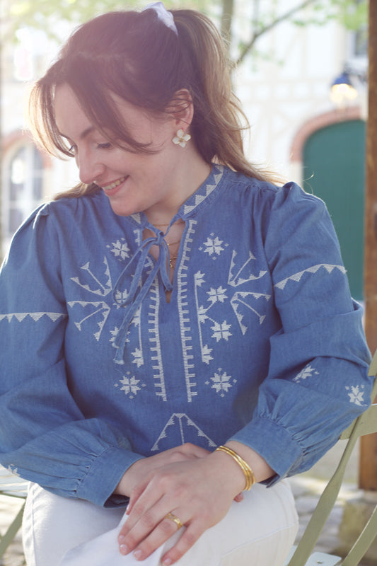 Blouse à broderies Serra